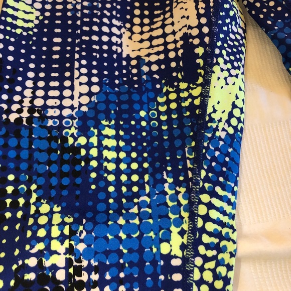 Calvin Klein performance crop leggings SMALL - Picture 2 of 6